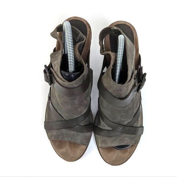 OTBT Delhi Slingback Leather Pump Sandals- 8 - Picture 4 of 10